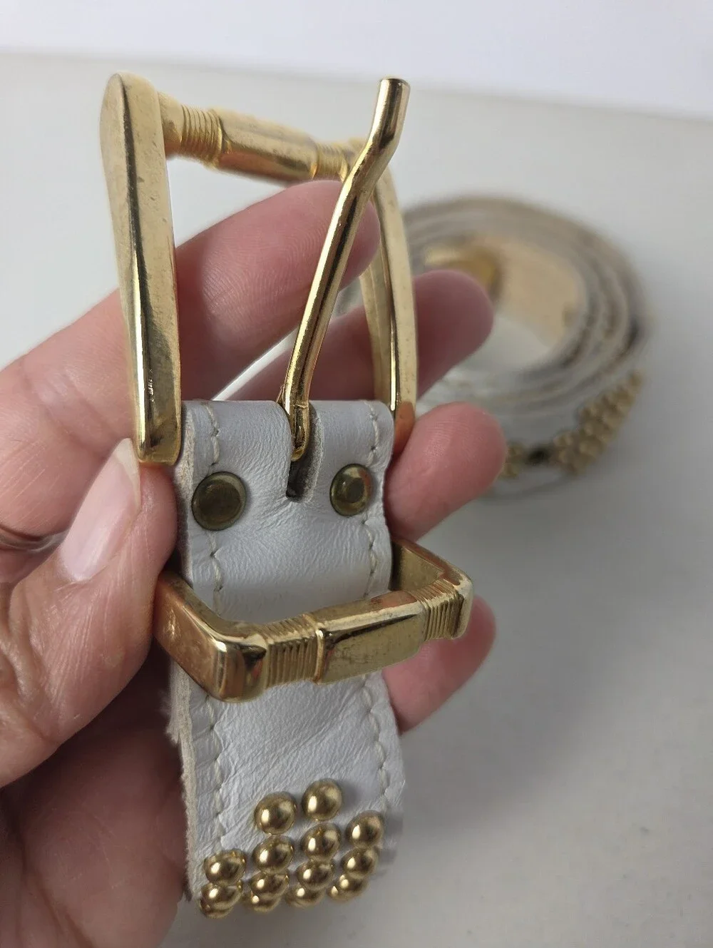 Sand Castle White Belt Studded Gold Buckle Vintage Womens